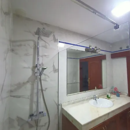 Privada Con Balcon * Vecindario (Gran Canaria)