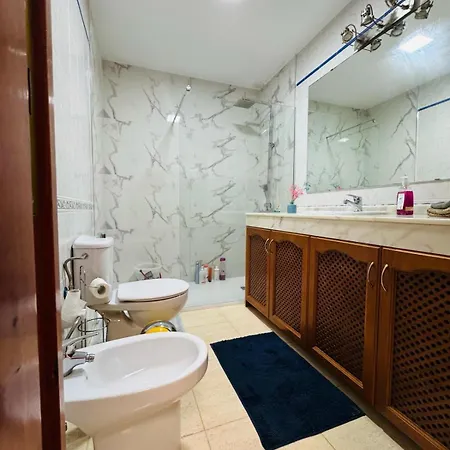 Privada Con Balcon Homestay *